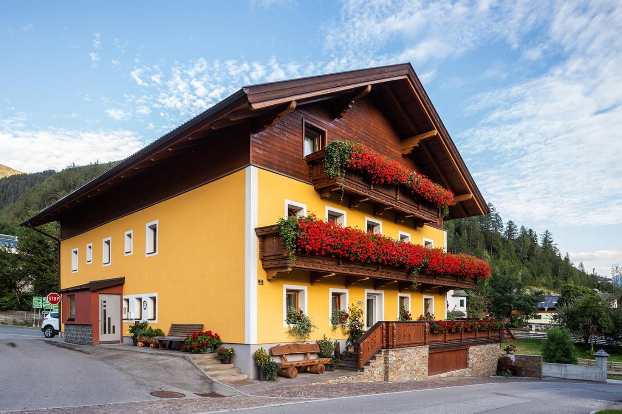 Apartamento Haus Rainer Matrei in Osttirol Exterior foto